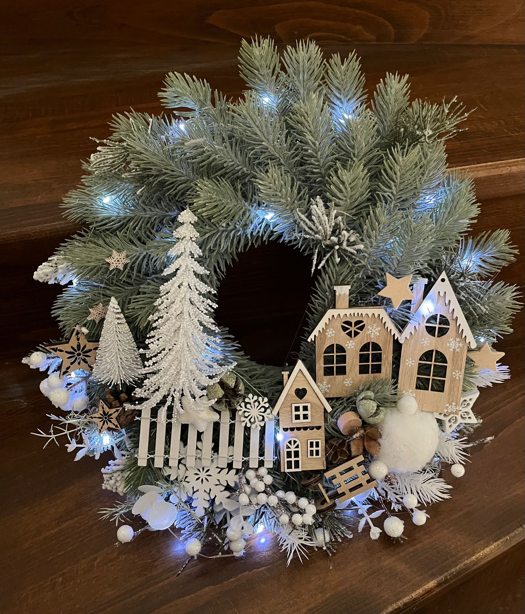 Dekorace na vchodové dveře vánoční